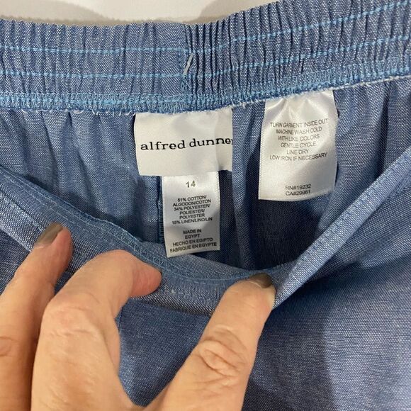NWT Alfred Dunner Capri Pants - Picture 6 of 9
